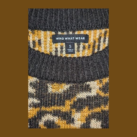 Retro Cheetah Print Long, Puffed Sleeve Sweater  by Who What Wear for Target - Picture 4 of 4